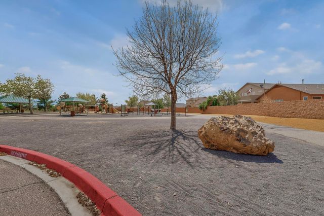 410 W Hicks Drive SW, Los Lunas, NM 87031