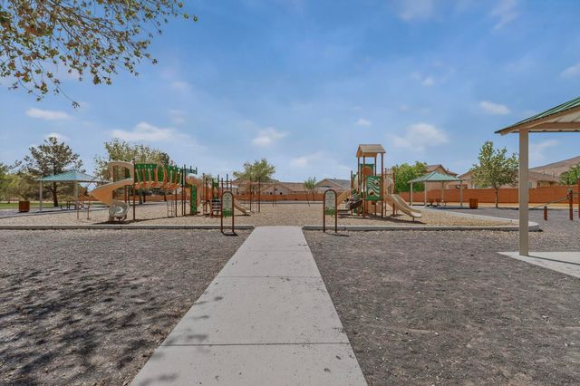 410 W Hicks Drive SW, Los Lunas, NM 87031