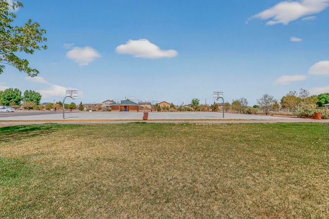 410 W Hicks Drive SW, Los Lunas, NM 87031