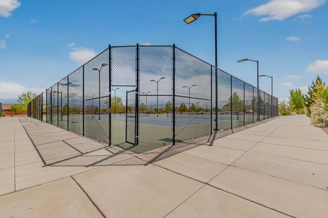 410 W Hicks Drive SW, Los Lunas, NM 87031