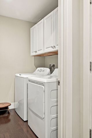 201 Elliott St 407, Beverly, MA 01915