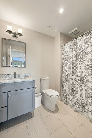 201 Elliott St 407, Beverly, MA 01915
