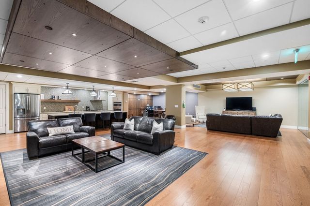 201 Elliott St 407, Beverly, MA 01915