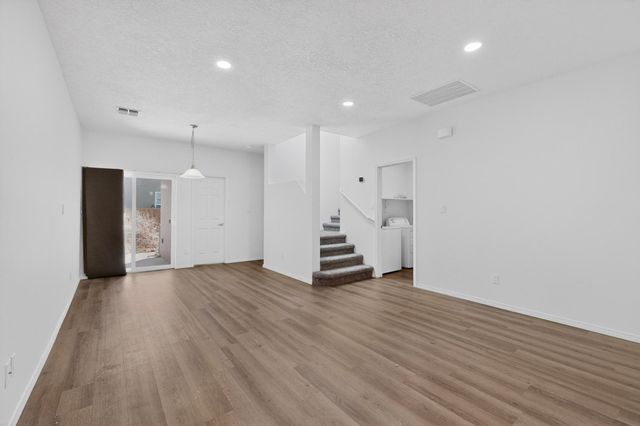 311 San Clemente Avenue NW, Albuquerque, NM 87107