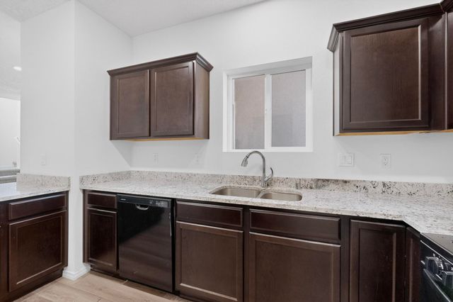 311 San Clemente Avenue NW, Albuquerque, NM 87107