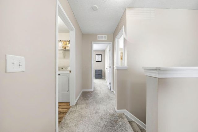 410 Fox Drive, Johnstown, OH 43031
