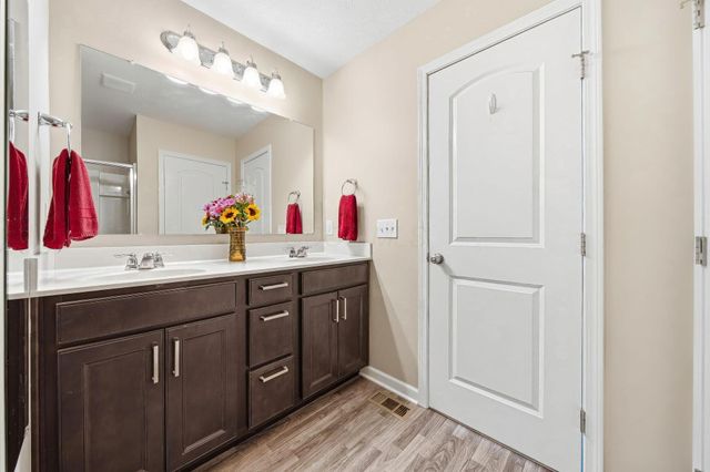 410 Fox Drive, Johnstown, OH 43031