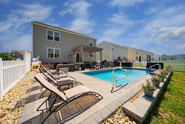 410 Fox Drive, Johnstown, OH 43031