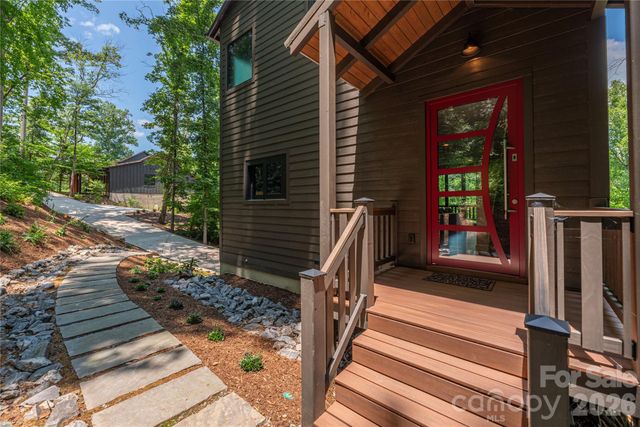 28 & 30 Garren View Drive, Fairview, NC 28730