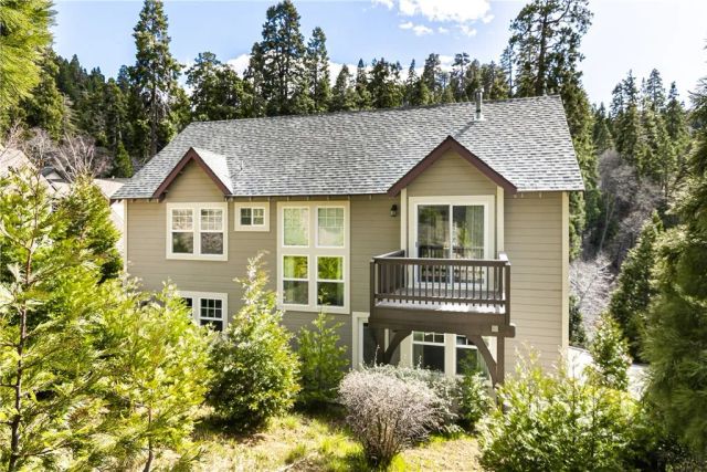445 Clearwater Lane, Lake Arrowhead, CA 92352