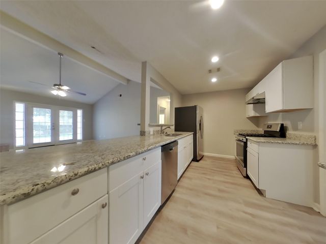 3434 Deer Valley Drive, Spring, TX 77373