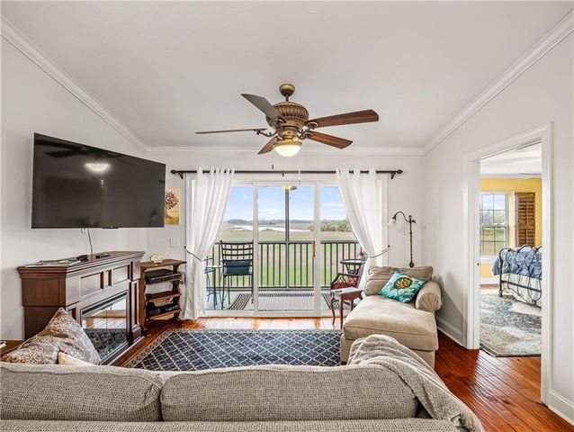 91 Screven Street, 310 D, Darien, GA 31305