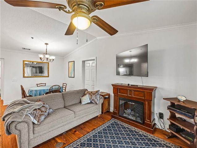 91 Screven Street, 310 D, Darien, GA 31305