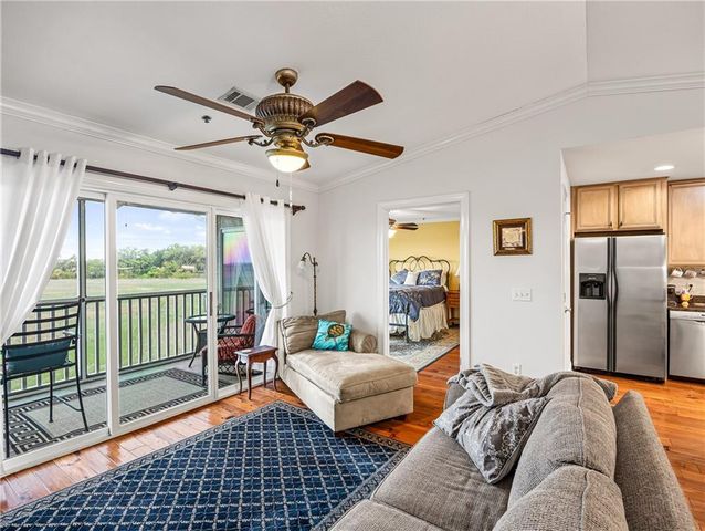 91 Screven Street, 310 D, Darien, GA 31305