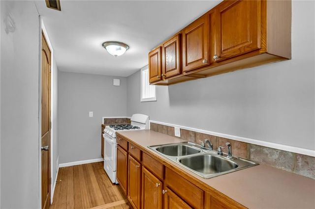 83 N Mill Street, Kansas City, KS 66101