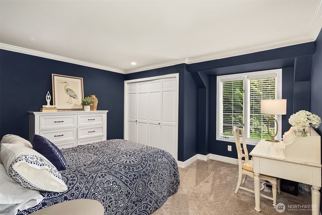 14214 216th Avenue NE, Woodinville, WA 98077