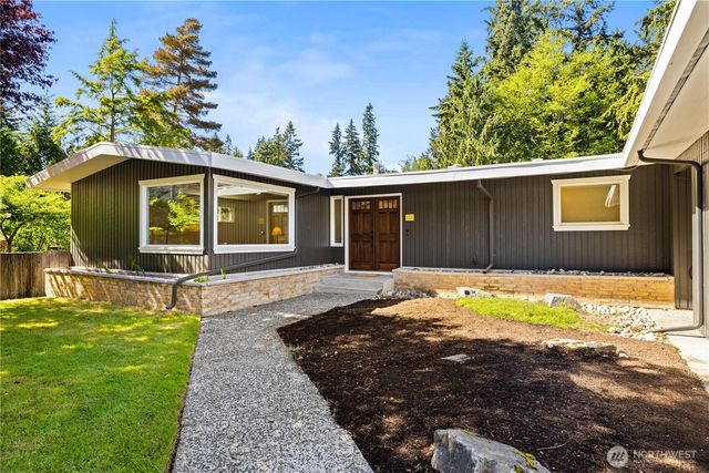 8021 181st Place SW, Edmonds, WA 98026
