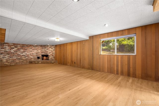 8021 181st Place SW, Edmonds, WA 98026
