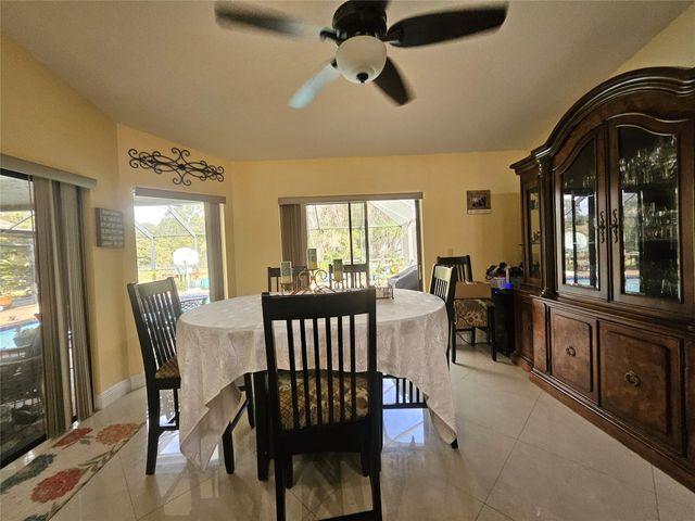 197 NW 113th Way, Coral Springs, FL 33071