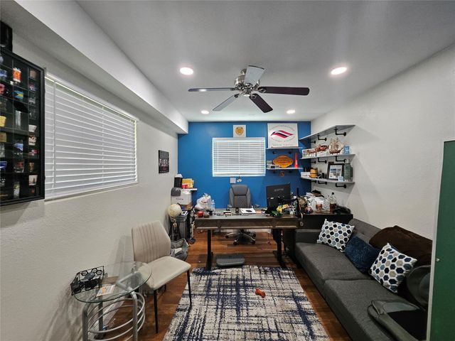 197 NW 113th Way, Coral Springs, FL 33071