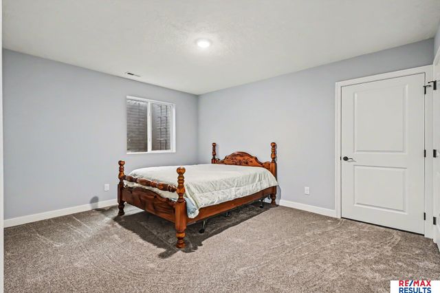 8127 S 196 Street, Gretna, NE 68028