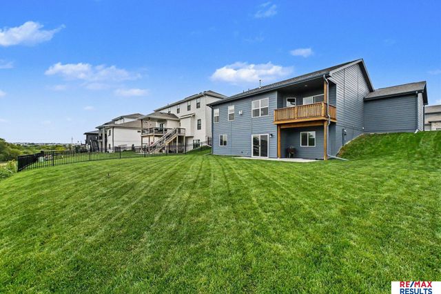 8127 S 196 Street, Gretna, NE 68028