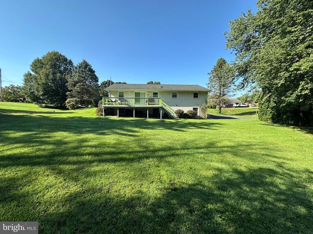 410 W SEVENTH STREET, Waynesboro, PA 17268