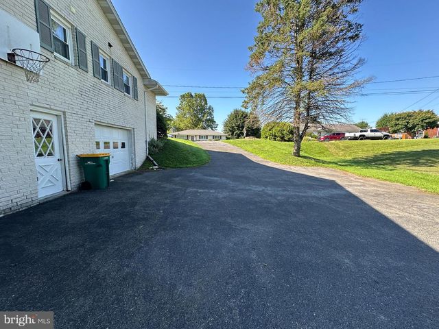 410 W SEVENTH STREET, Waynesboro, PA 17268