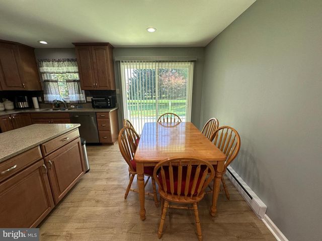 410 W SEVENTH STREET, Waynesboro, PA 17268