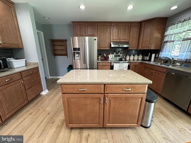 410 W SEVENTH STREET, Waynesboro, PA 17268