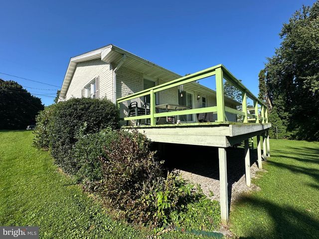 410 W SEVENTH STREET, Waynesboro, PA 17268