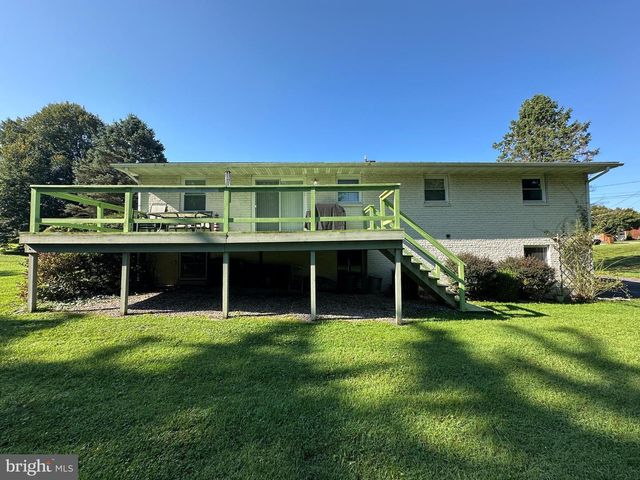 410 W SEVENTH STREET, Waynesboro, PA 17268