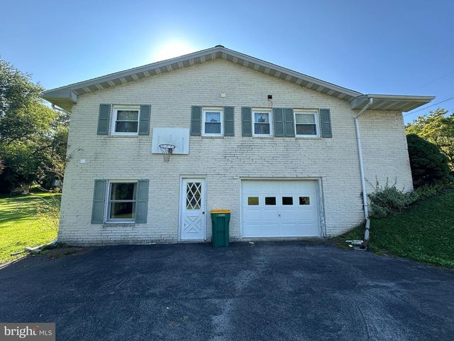 410 W SEVENTH STREET, Waynesboro, PA 17268