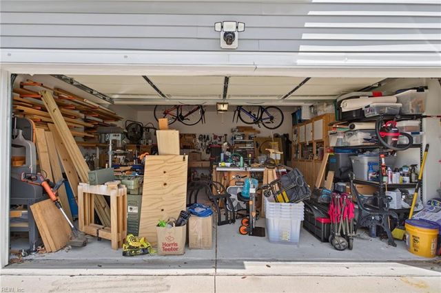 4848 Beamon RD, Norfolk, VA 23513