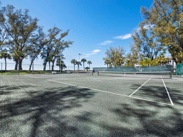 5055 GULF OF MEXICO DRIVE 421, Longboat Key, FL 34228