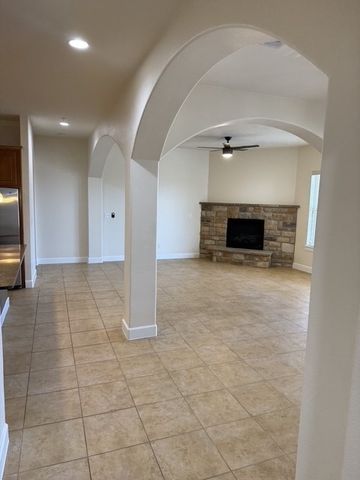 6631 Via Positano 211, Irving, TX 75039