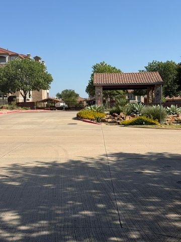 6631 Via Positano 211, Irving, TX 75039