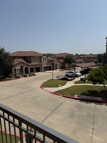6631 Via Positano 211, Irving, TX 75039