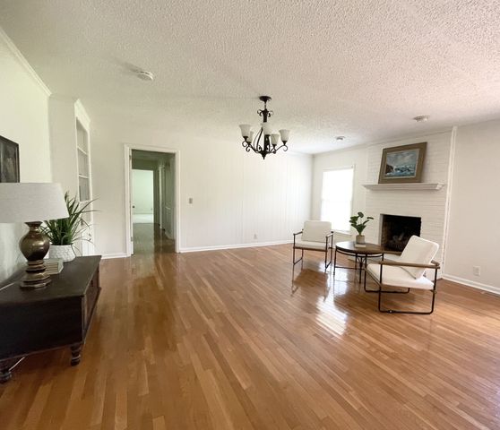 1004 Highland Rd, Brentwood, TN 37027