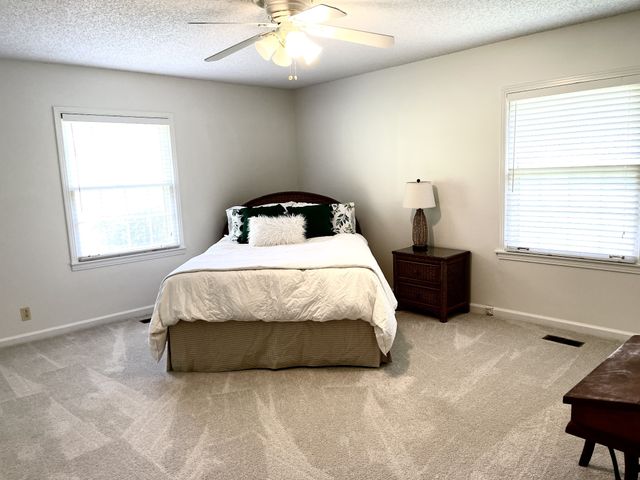 1004 Highland Rd, Brentwood, TN 37027