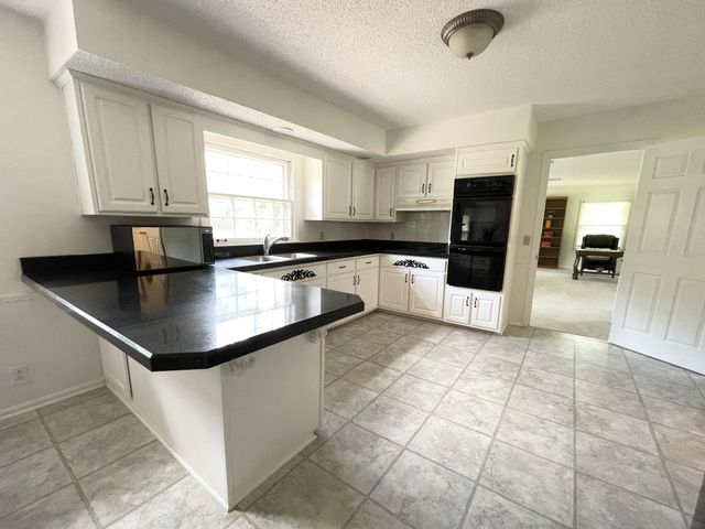 1004 Highland Rd, Brentwood, TN 37027