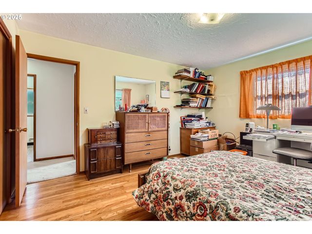14385 Sw HARGIS Rd, Beaverton, OR 97008