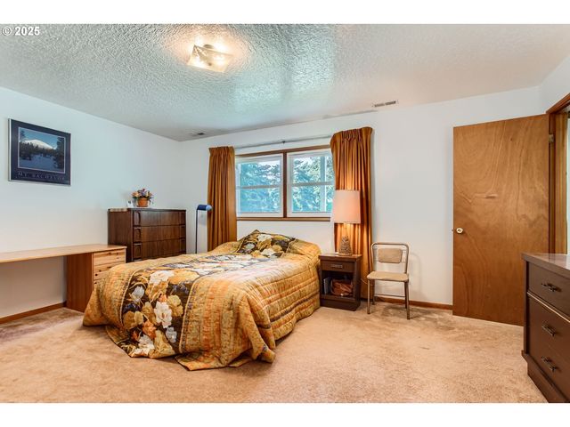 14385 Sw HARGIS Rd, Beaverton, OR 97008