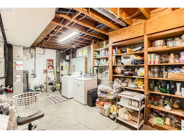 14385 Sw HARGIS Rd, Beaverton, OR 97008