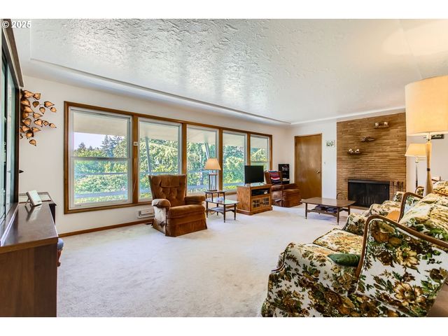 14385 Sw HARGIS Rd, Beaverton, OR 97008
