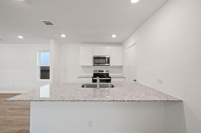 12327 Sword Point Ct, Willis, TX 77378