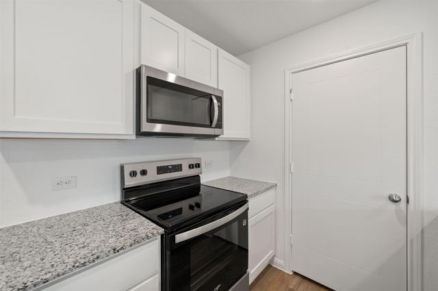 12327 Sword Point Ct, Willis, TX 77378