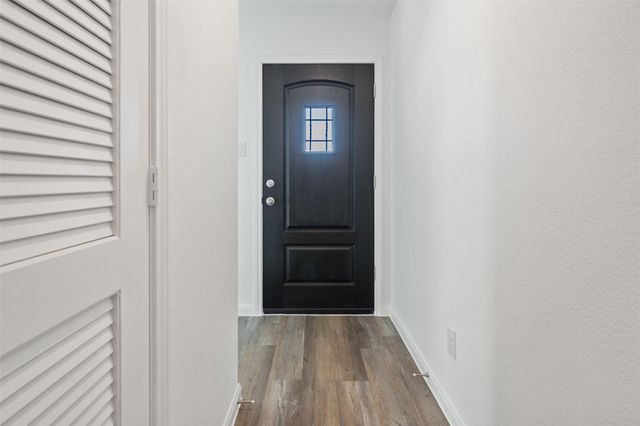 12327 Sword Point Ct, Willis, TX 77378