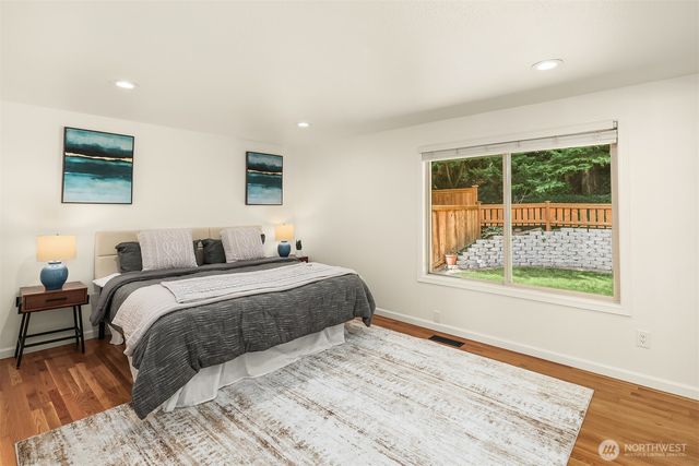 10922 80th Place NE, Kirkland, WA 98034