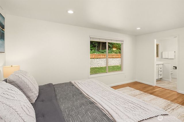 10922 80th Place NE, Kirkland, WA 98034